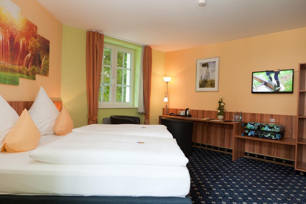 Hotel Deutscher Hof Babenhausen  Bilik gambar