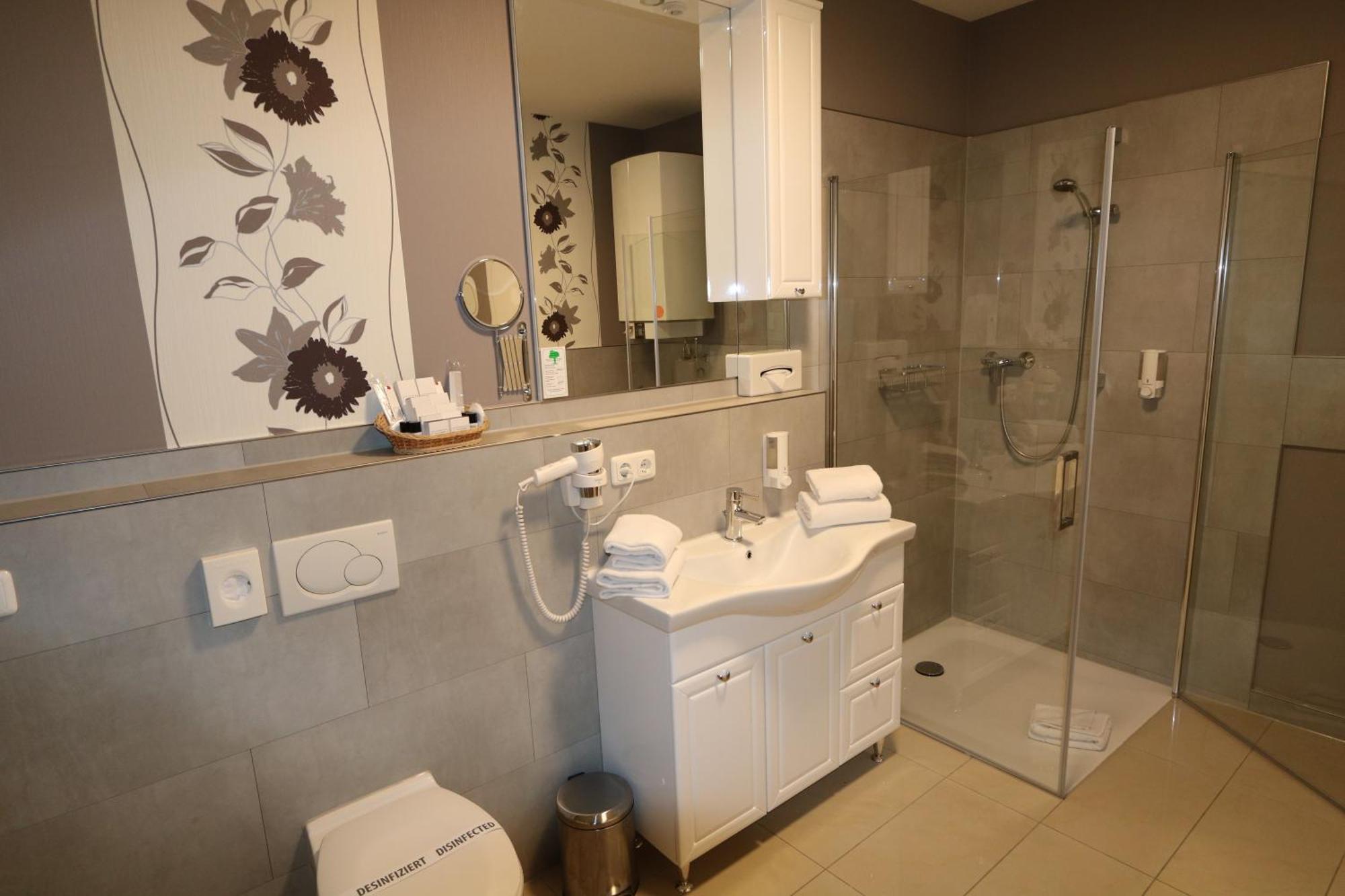 Hotel Deutscher Hof Babenhausen  Luaran gambar