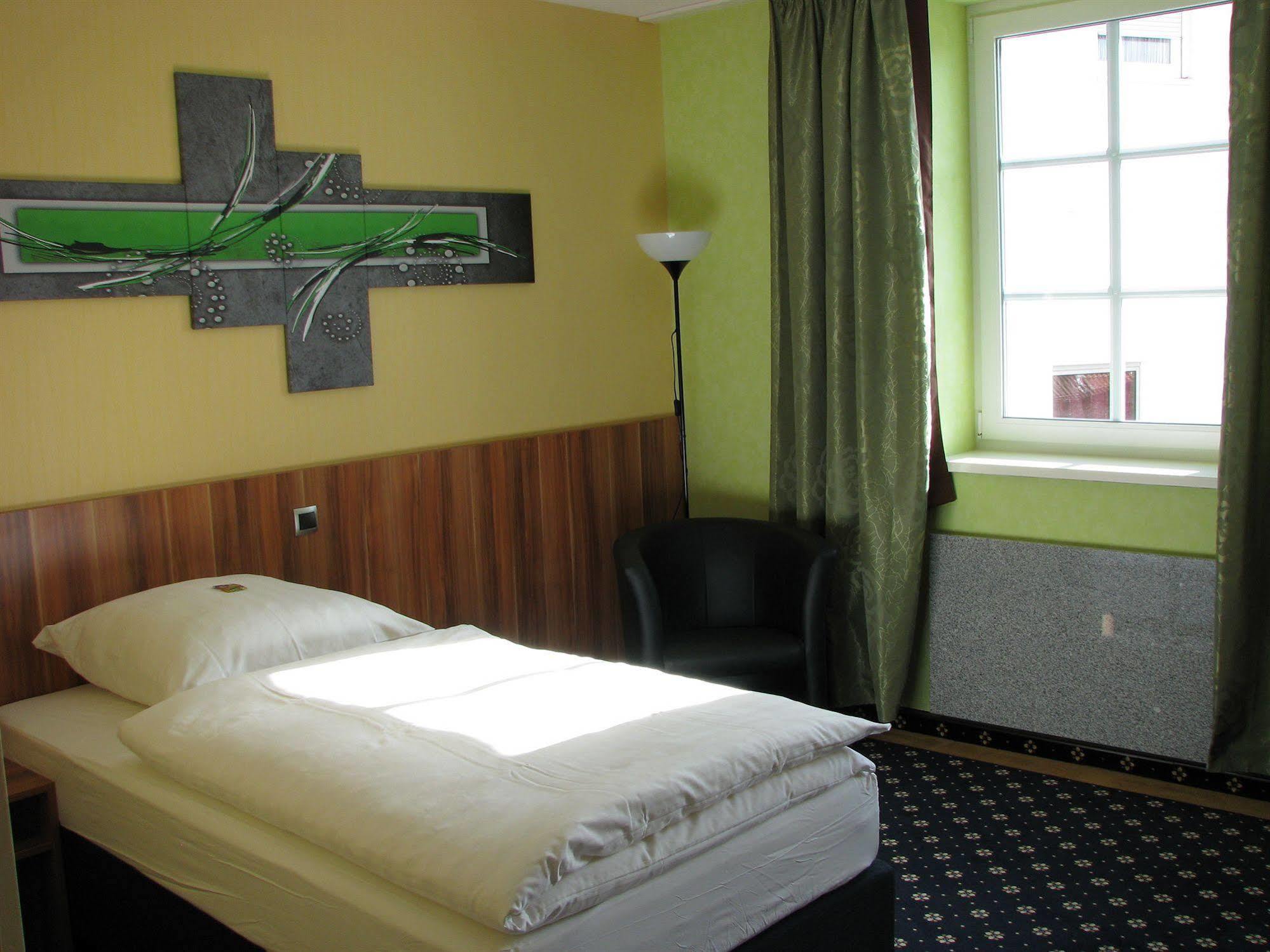 Hotel Deutscher Hof Babenhausen  Luaran gambar